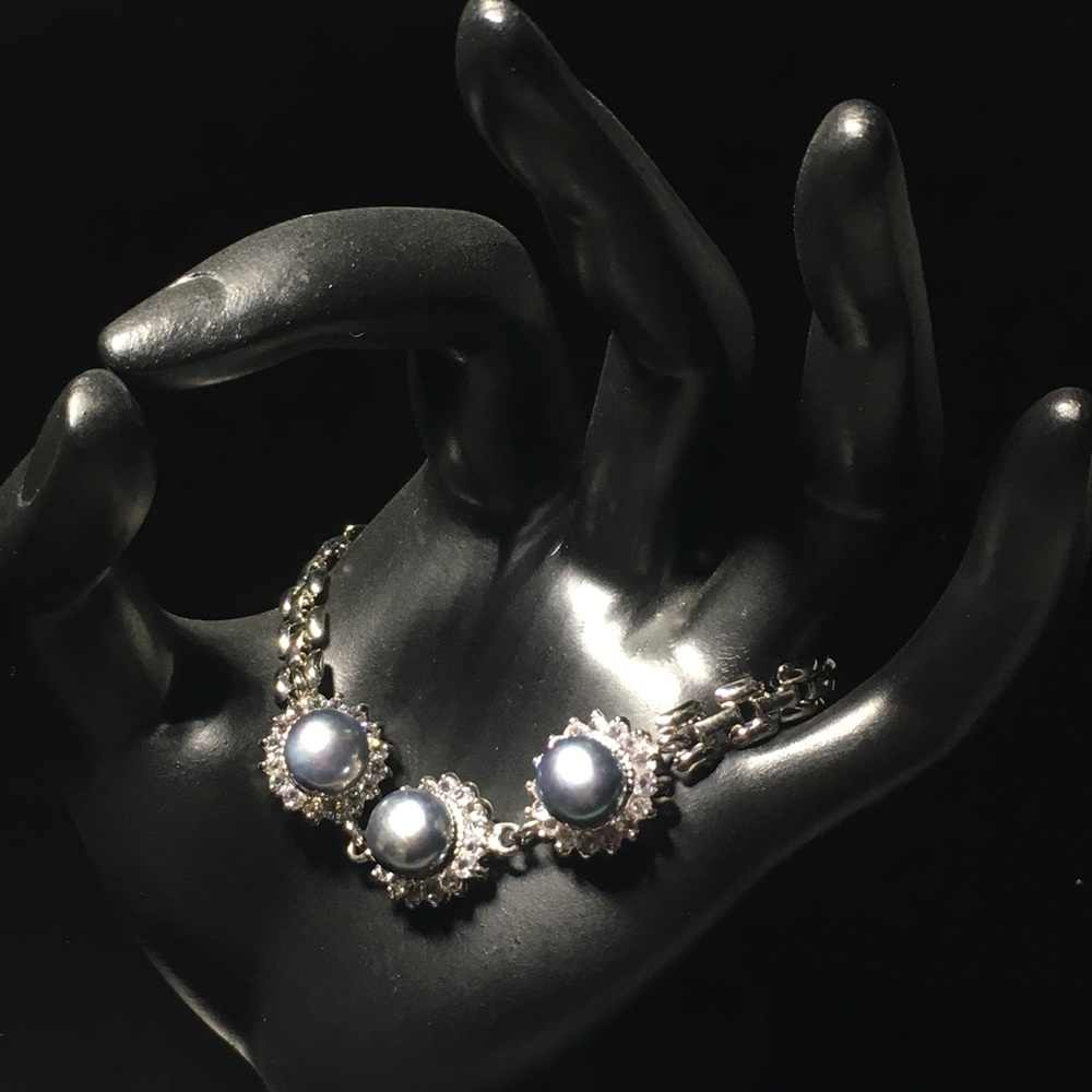 Blue Gray Cultured Pearl Rhinestone Bracelet